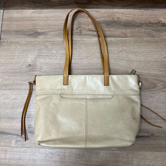 Hobo Beige Leather Shoulder Tote Bag - Picture 1 of 6